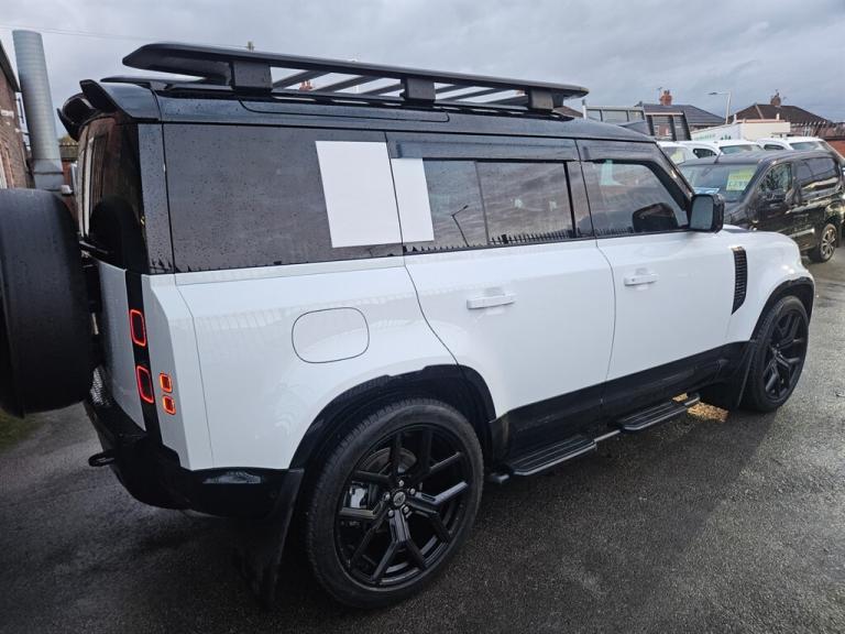 2025 Land Rover Defender X-DYNAMIC SE  ( 7 Seater) * BIG SPEC * Estate Diesel Automatic