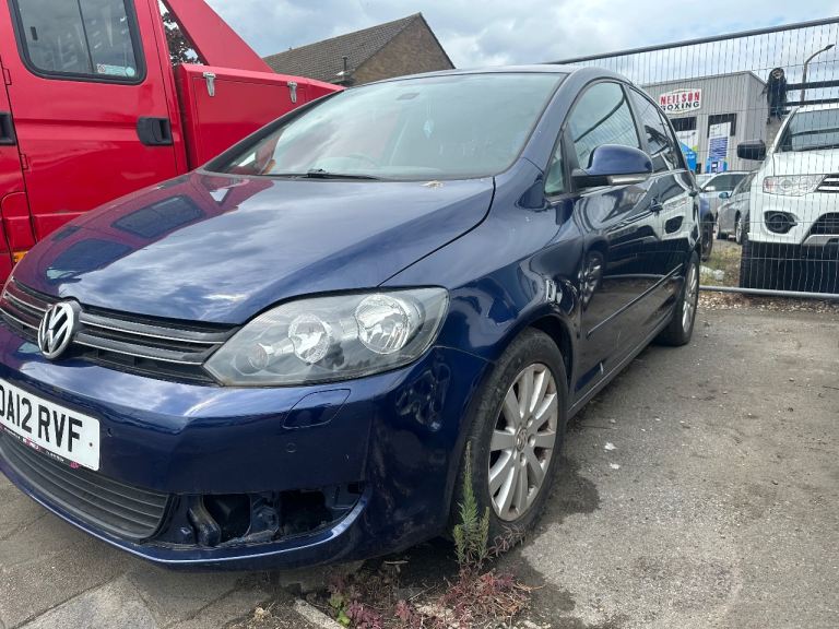 Automatic Volkswagen, GOLF PLUS, Hatchback, 2012, Semi-Auto, 1598 (cc), 5 doors