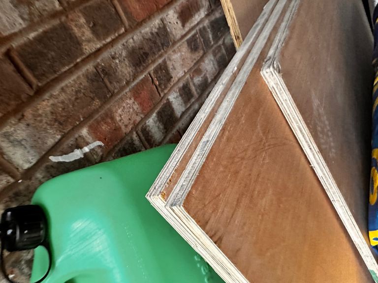 Floor Boards / Engineered Wood – 2.75 Packs – £20