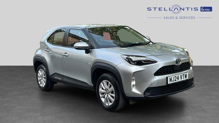 2024 Toyota Yaris Cross 1.5 VVT-h Icon SUV 5dr Petrol Hybrid E-CVT Euro 6 (s/s) (116 ps) SUV Hybr...