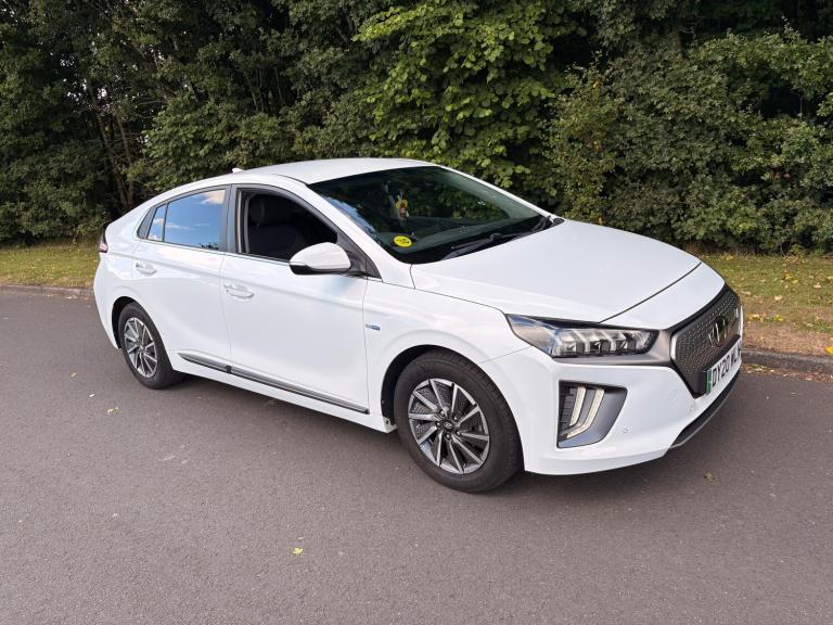 2020 Hyundai Ioniq 38.3kWh Premium SE Hatchback 5dr Electric Auto (136 ps)