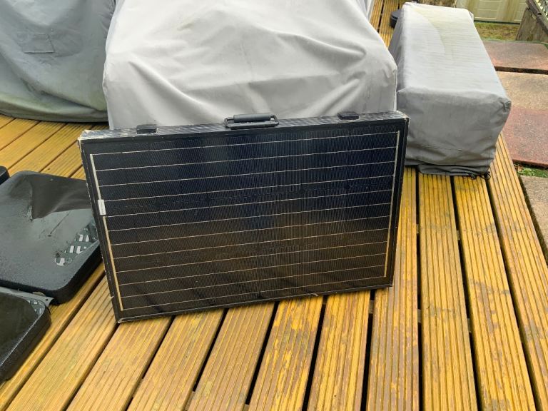 Solar panels - 120w folding briefcase heavy duty