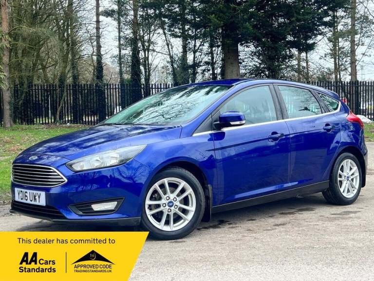 2016 Ford Focus 1.0T EcoBoost Zetec Euro 6 (s/s) 5dr HATCHBACK Petrol Manual