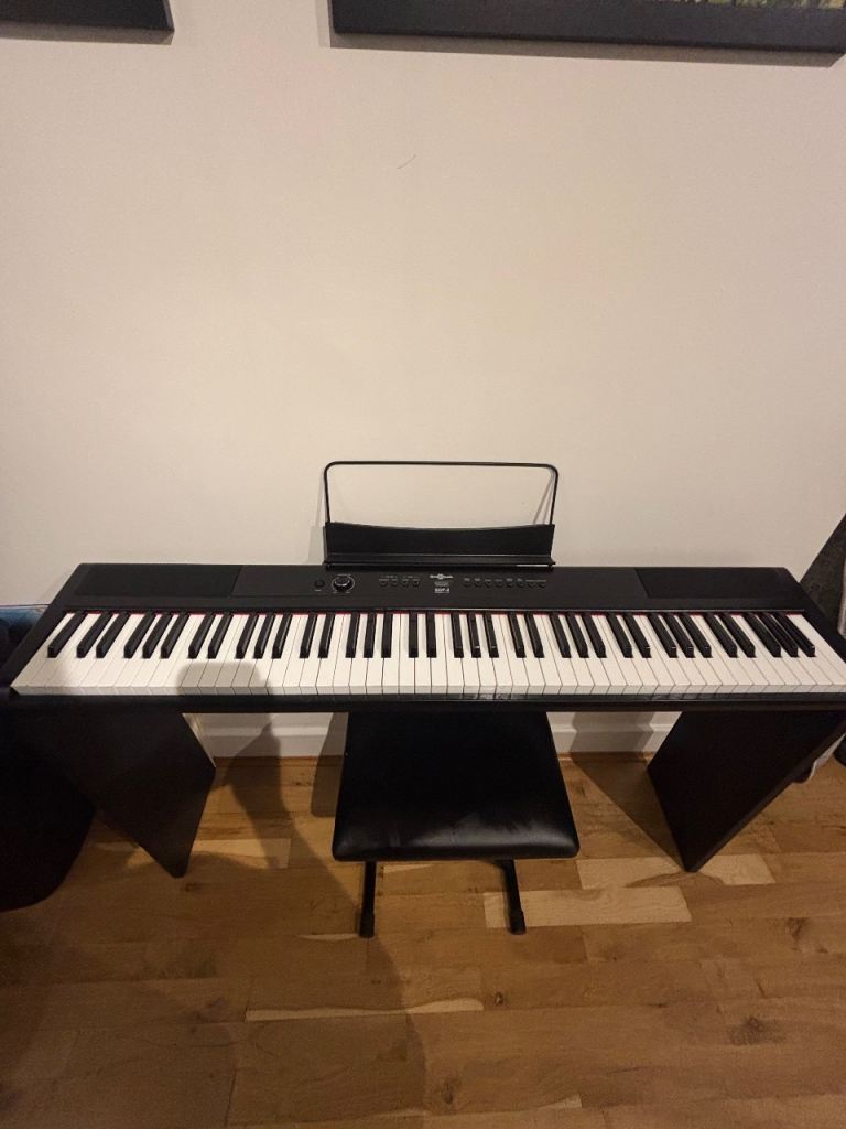 Gear4Music SDP-2 Digital Piano – Full Bundle