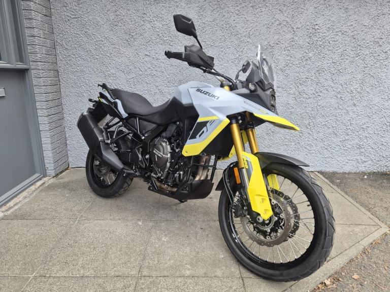 2024 Suzuki DL800 DE V-Strom. V Storm, offroad, adventure bike