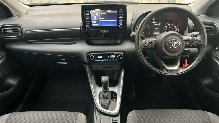2023 Toyota Yaris 1.5 VVT-h Icon Hatchback 5dr Petrol Hybrid E-CVT Euro 6 (s/s) (116 ps) HATCHBAC...