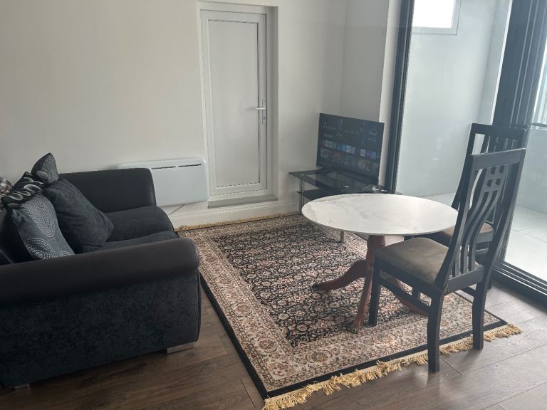 annex  for rent ( studio)