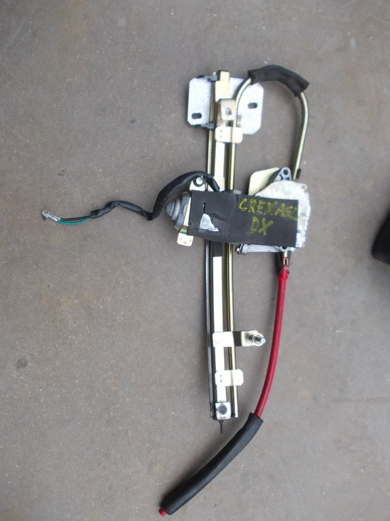 Right window regulator for Ferrari 512 TR