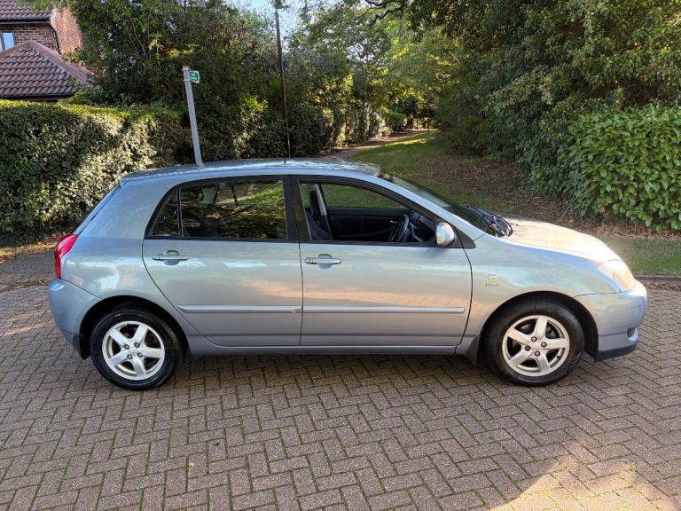 1 OWNER TOYOTA COROLLA AUTOMATIC 73K MILES MOT OCTOBER 2027 WITH WARRANTY 