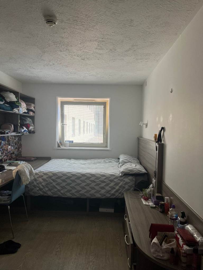 🏠URGENT - Student Accommodation Contract Takeover London