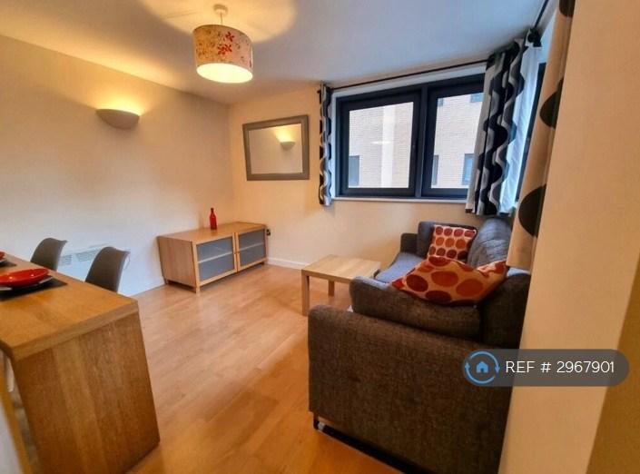 1 bedroom flat in Velocity West, Leeds, LS11 (1 bed) (#2967901)