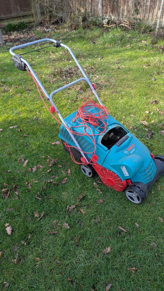 Bosch AVR 1100 Scarifier/Verticutter