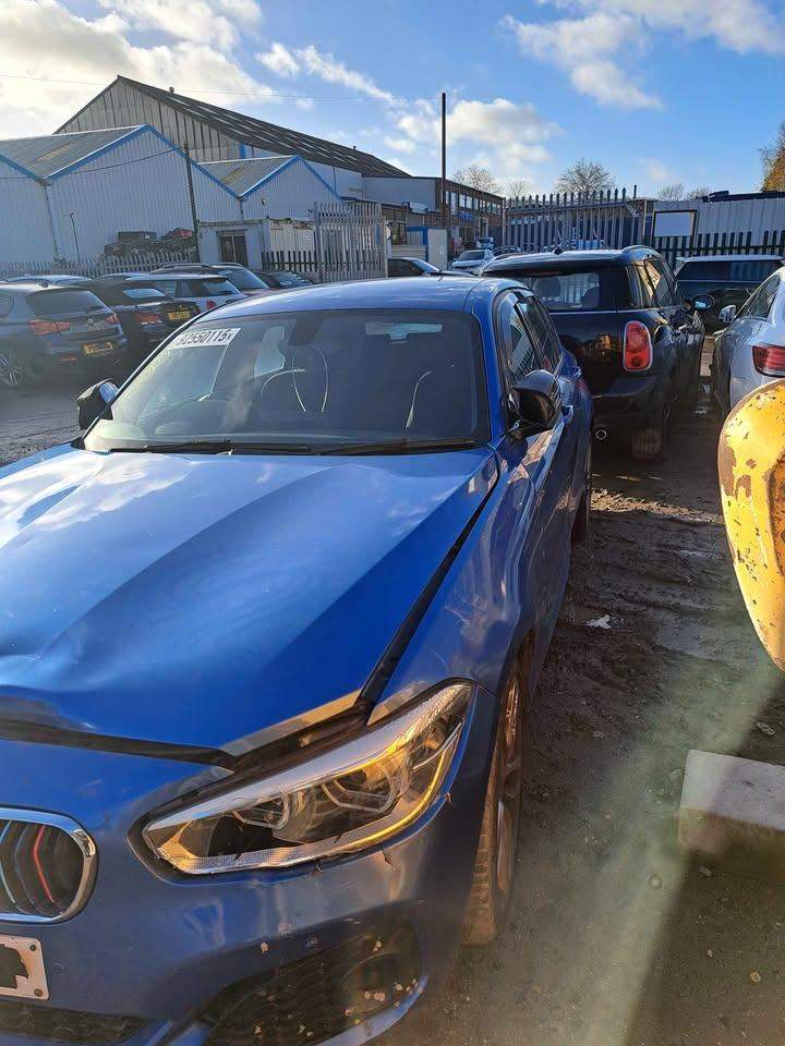 BMW 120D MSPORT LCI F20 DISMANTLING PARTS LIGHT WING DOOR SUSPENSION MIRROR DASHBOARD