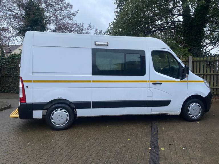 2018 68 Vauxhall Movano Welfare Van Crew Cab 6 seat ideal Camper van NO VAT 1 Owner Ford Transit 