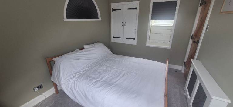 Double room plus bathroom Dalcross