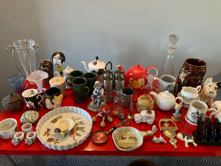 Mixed Household Items and Collectibles