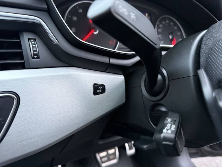 2016 Audi A4 2.0 TFSI S line Saloon 4dr Petrol S Tronic Euro 6 (s/s) (190 ps) Saloon Petrol Autom...