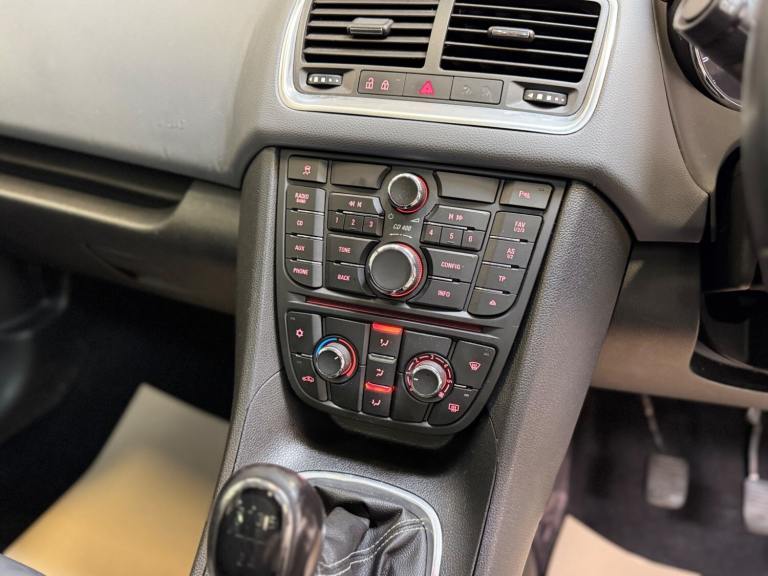 2013 Vauxhall Meriva Vauxhall Meriva 1.4T SE Petrol