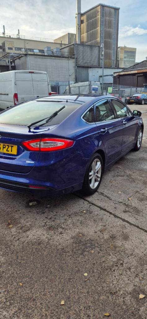 Ford Mondeo 1.0 petrol ecoboost full service history TAX £35 per year 