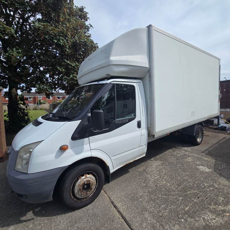 Ford Transit Luton Van 2.2 L Tail Lift RWD 125 T350 T4