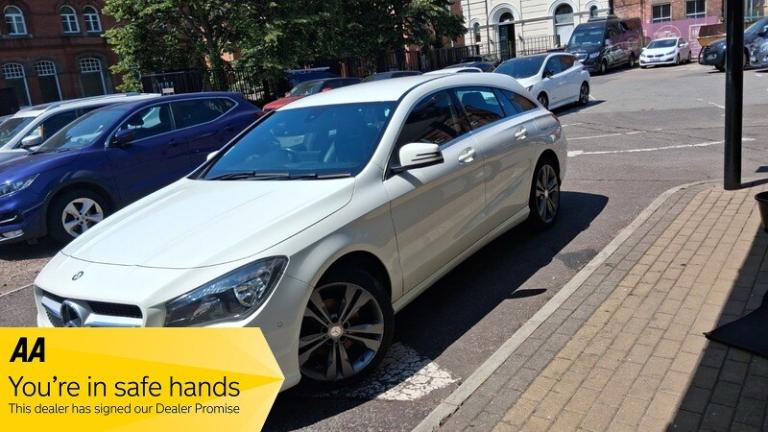 Mercedes 200 CLA 200 D SPORT