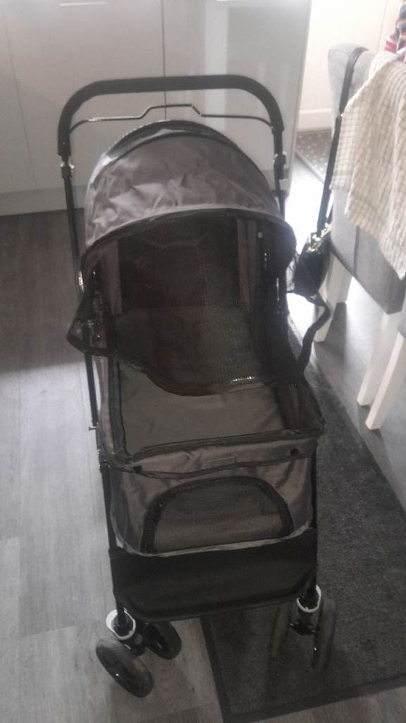 Dog pram