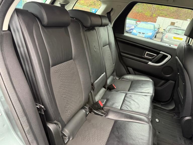 2017 Land Rover Discovery Sport 2.0 TD4 180 SE Tech 5dr Auto ESTATE Diesel Automatic