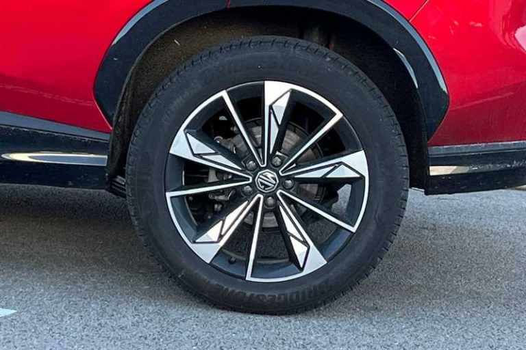 2025 MG MG HS 1.5 T-GDI Trophy SUV 5dr Petrol Manual Euro 6 (s/s) (169 ps) SUV Petrol Manual