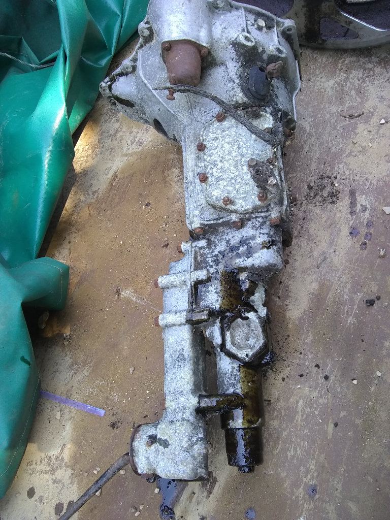 MORRIS MINOR GEARBOX