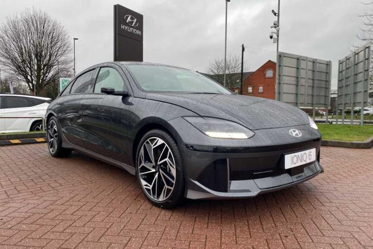 2025 Hyundai IONIQ 6 77.4kWh Ultimate Saloon 4dr Electric Auto AWD (325 ps) SALOON Electric Autom...