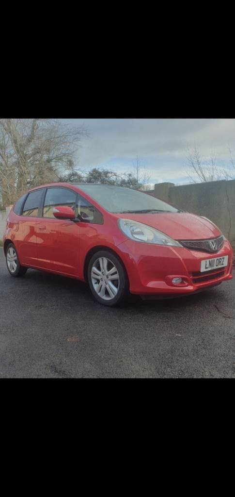 Honda Jazz EX Model REVERSE PARKING SENSORS