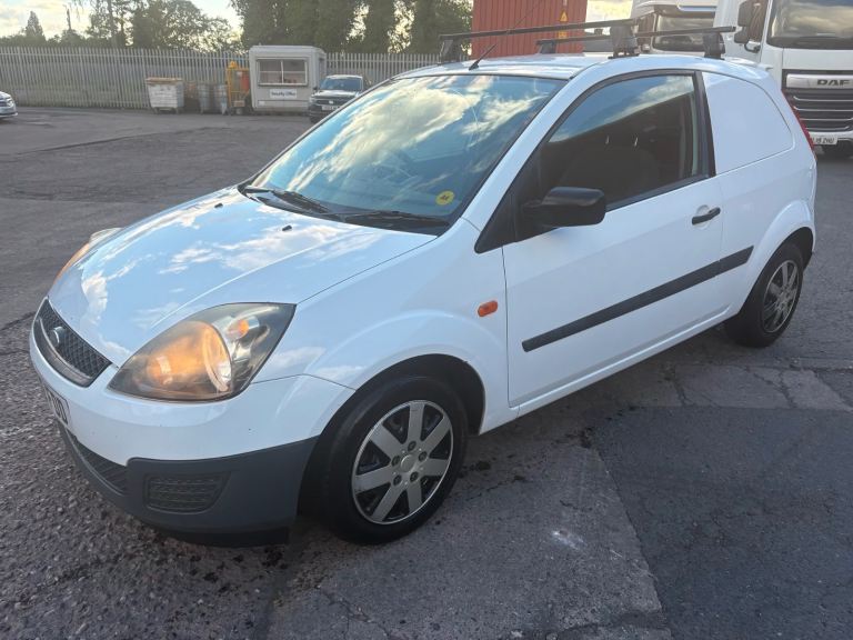 Ford, FIESTA, Car Derived Van, 2009, Manual, 1399 (cc)