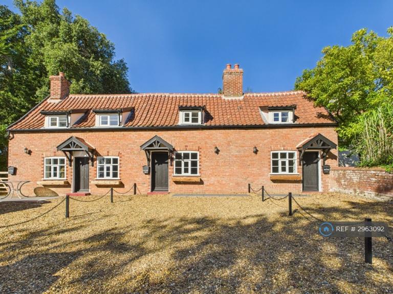 2 bedroom house in Semere Green Lane, Dickleburgh, Diss, IP21 (2 bed) (#2963092)