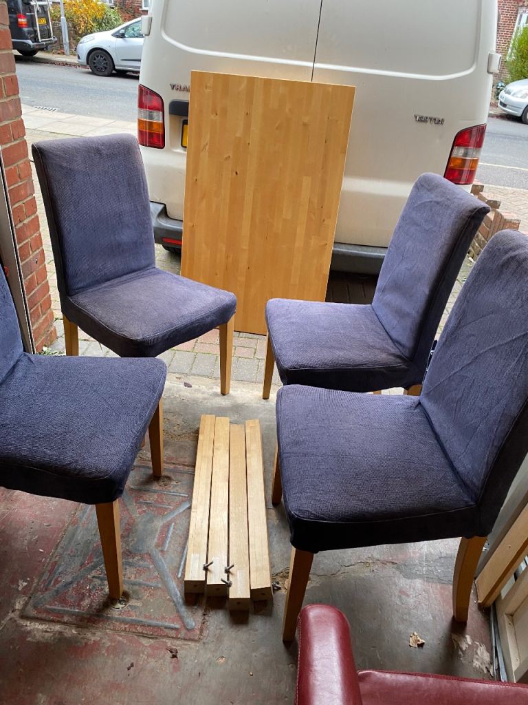 Oak dining table and chairs vgc can deliver 