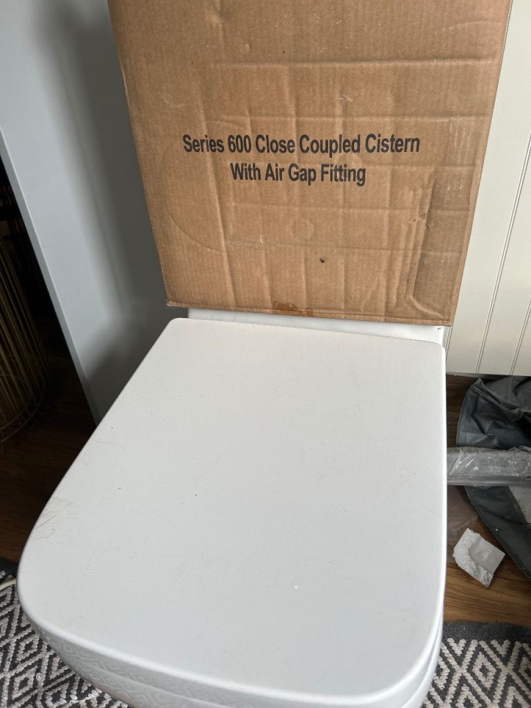 Toilet brand new