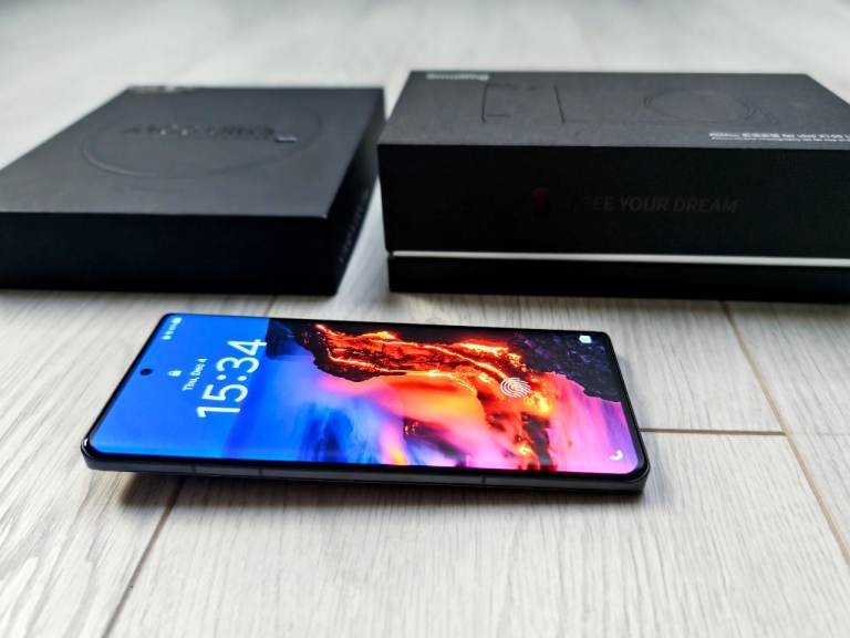 **MINT** Vivo X100 Ultra 512gb CN + SmallRig Photography kit Bundle