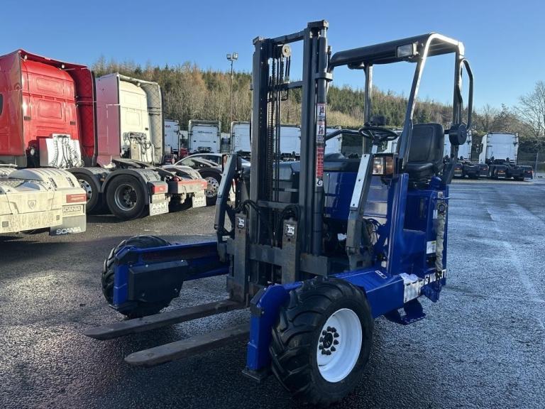 MOFFETT MOUNTY M5 TRUCK MOUNTED FORKLIFT 