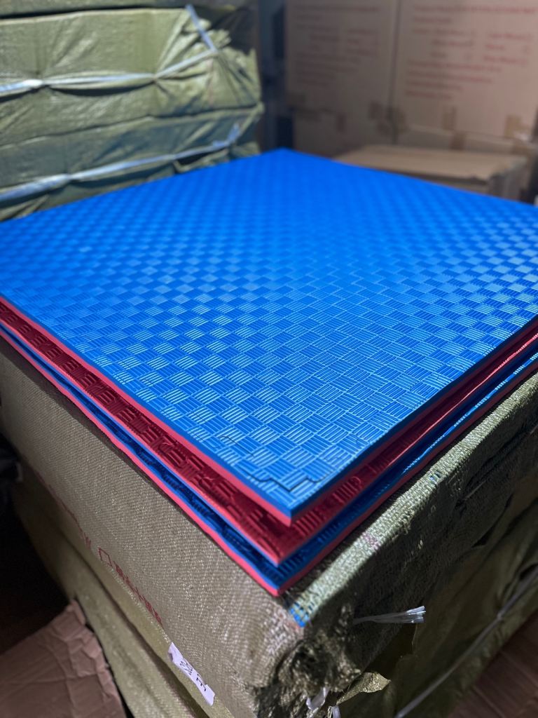 1 meter x 1 meter Floor Mats 20mm thickness 