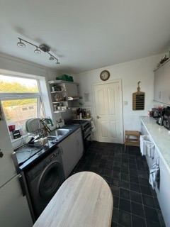 🏡 ROOM TO RENT — £600/month | Available May 14th