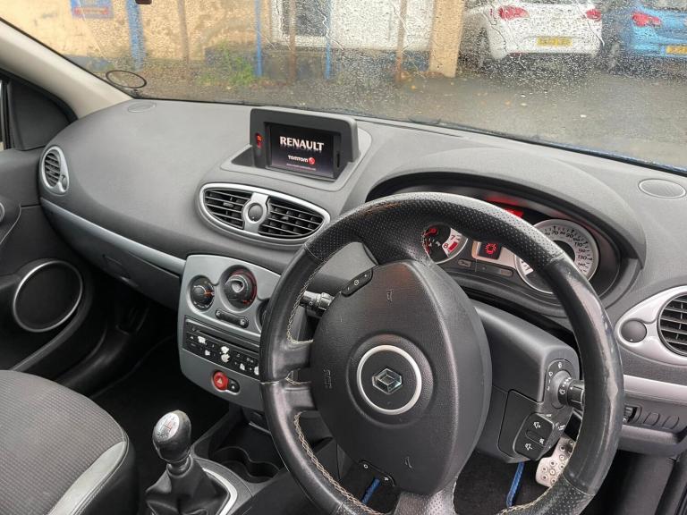 2010 Renault Clio 1.6 VVT 128 GT 3dr HATCHBACK Petrol Manual