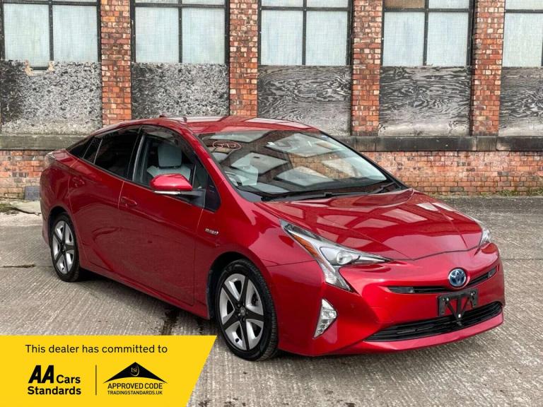 2016 Toyota Prius MPV Hybrid Automatic