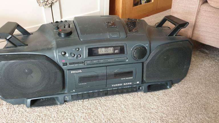 Philips stereo turbo bass