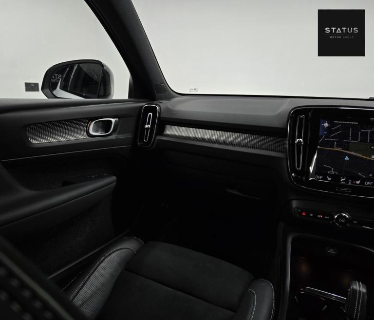 2019 Volvo XC40 2.0 T5 R DESIGN 5dr AWD Geartronic ESTATE PETROL Automatic