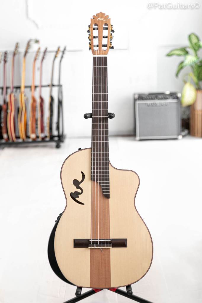 2025 Manuel Rodriguez Classical Cutaway Cafe Cortado CC-CW 4/4