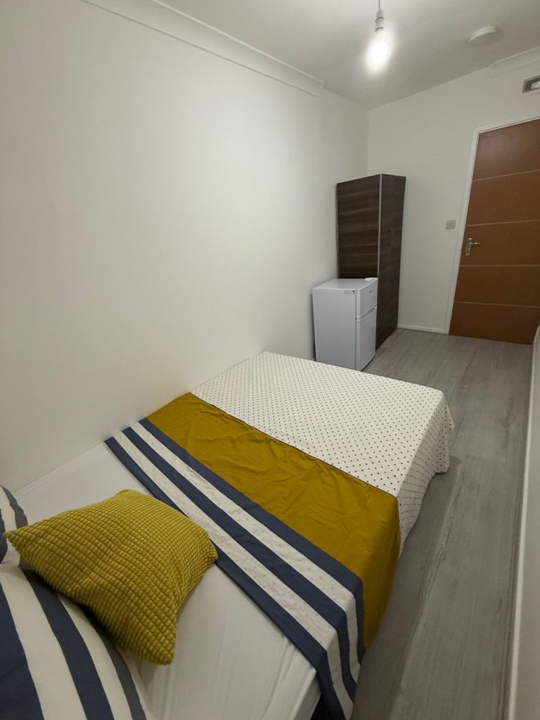 PERFECT ROOM IN EAST HAM 