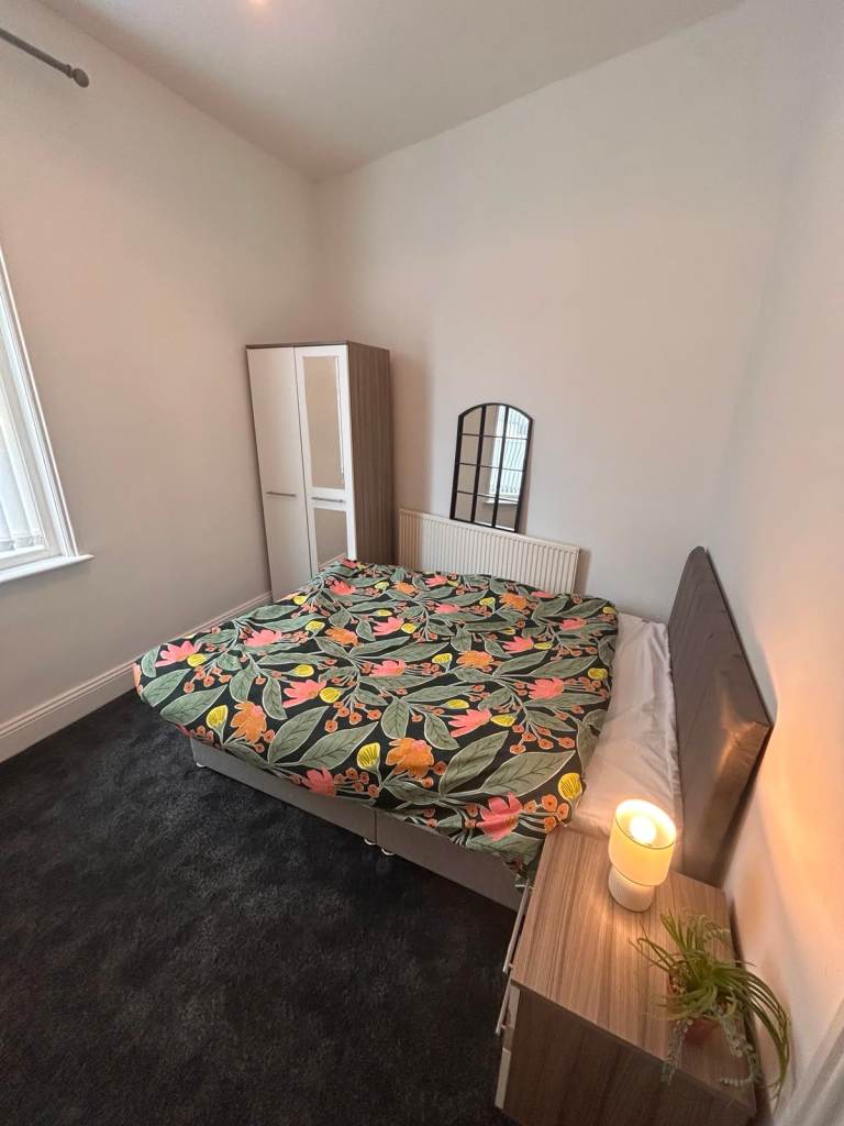 Great Room Next to Sunderland Royal Hospital & University