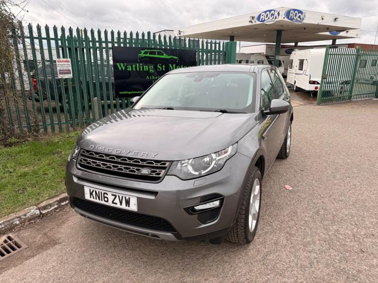 2016 Land Rover Discovery Sport 2.0 TD4 SE Tech SUV 5dr Diesel Manual 4WD Euro