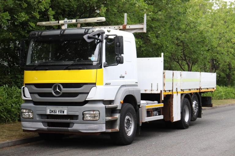 MERCEDES AXOR 2533 6X2 REARLIFT DROPSIDE (2011)