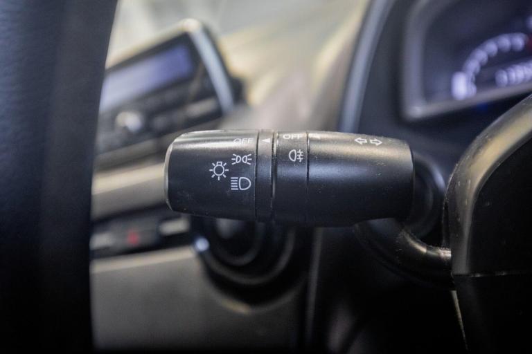 2015 Mazda Mazda2 1.5 75 SE 5dr HATCHBACK PETROL Manual