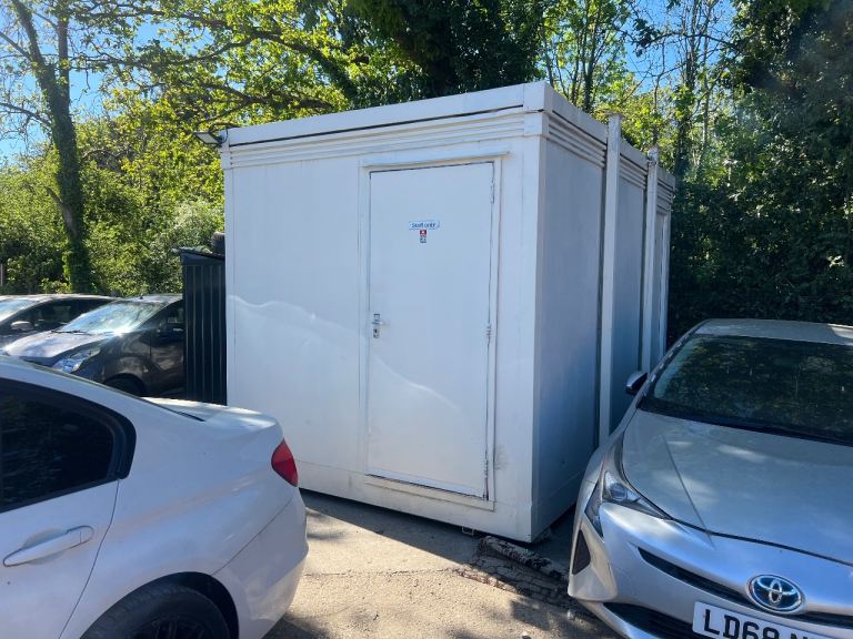 Office Cabin 3m x 4m - fully set up  electrics & ready to use - buye...